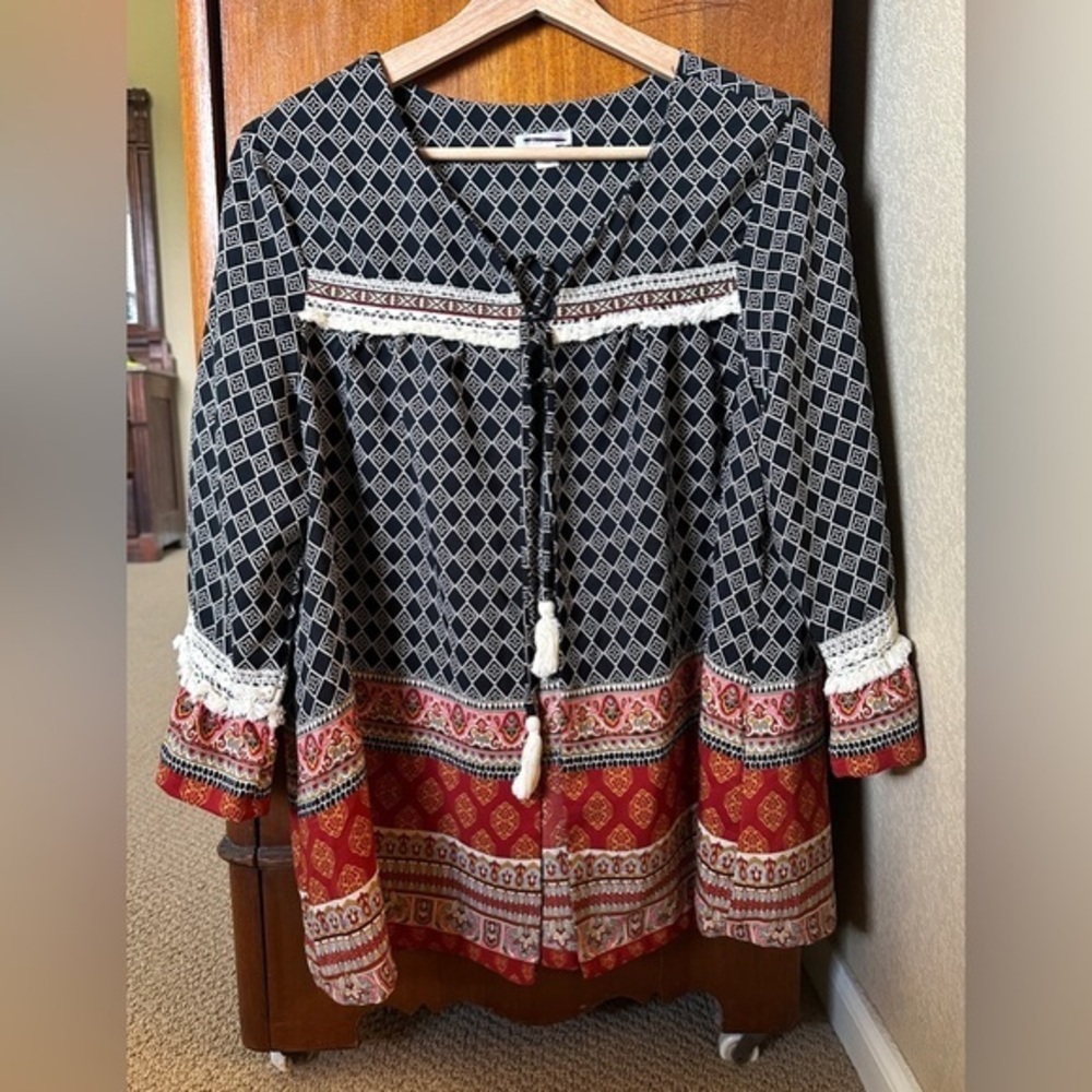 Xhilaration Boho Tassel Tie top